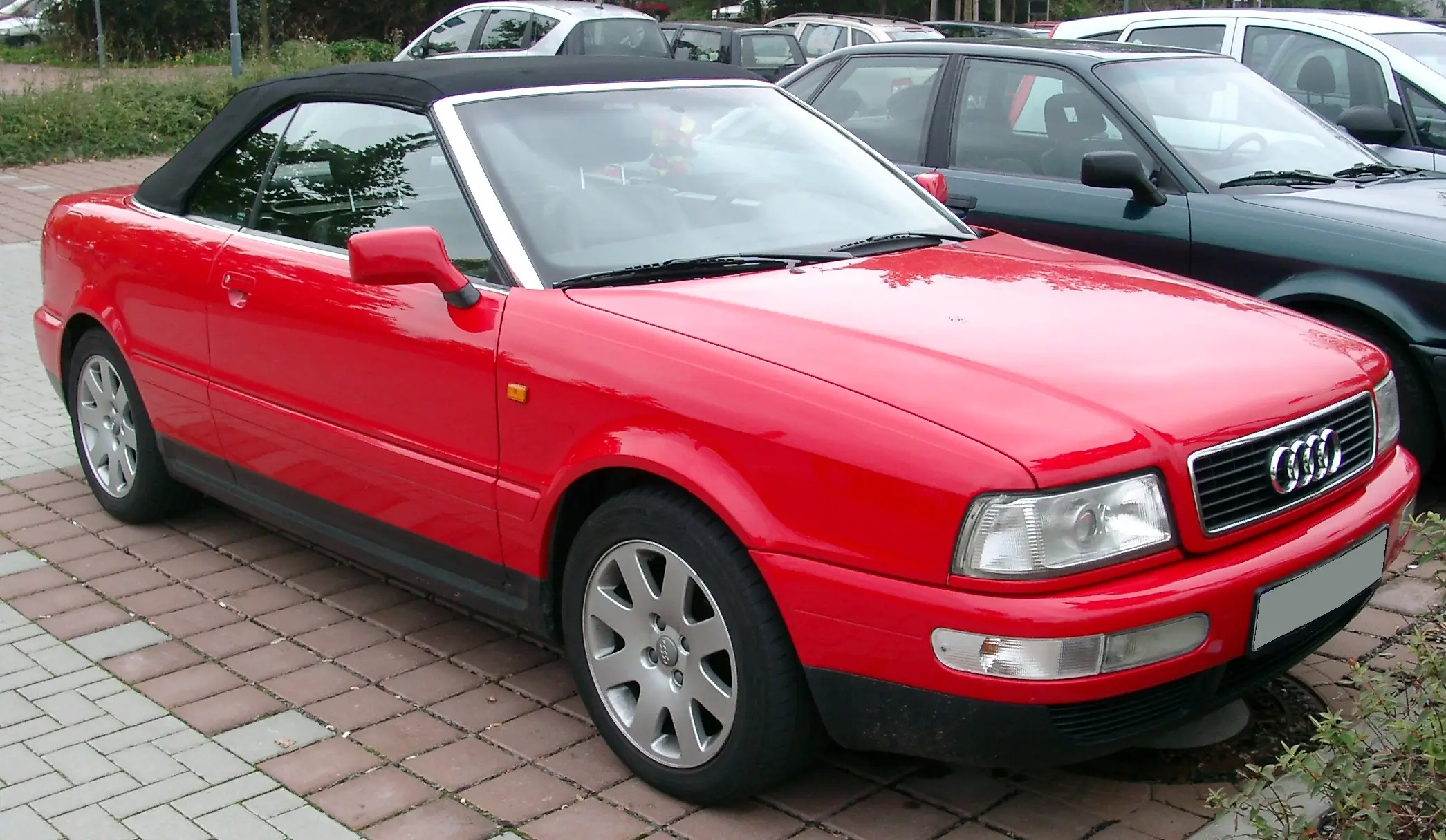 Audi Cabriolet: Storia, Caratteristiche, Prestazioni e Design